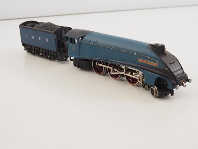 Lot 599 - A WRENN OO gauge W2212 Class A4 steam...