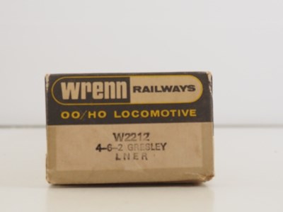 Lot 599 - A WRENN OO gauge W2212 Class A4 steam...