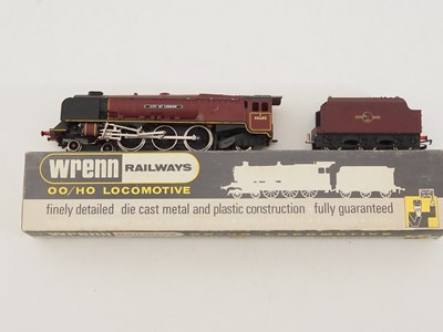 Lot 600 - A WRENN OO gauge W2226 Duchess Class steam...