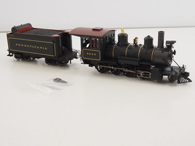 Lot 614 - A pair of On30 gauge American Outline narrow...