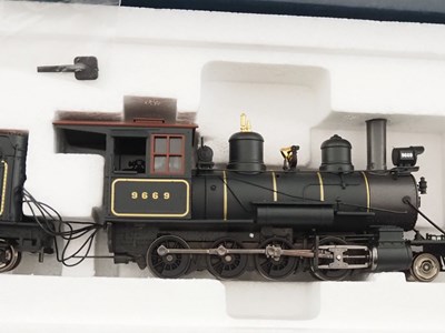 Lot 614 - A pair of On30 gauge American Outline narrow...