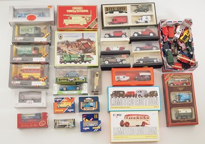 Lot 7 - A mixed group of mostly boxed diecast by CORGI,...