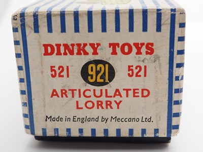 Lot 84 - A DINKY No 921 (521) Bedford Articulated Lorry...