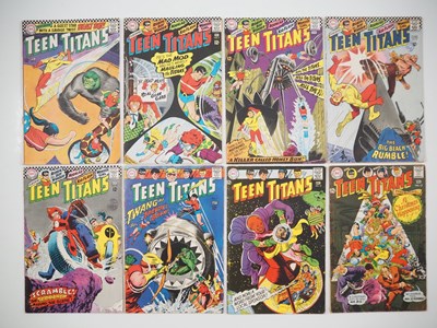 Lot 260 - TEEN TITANS #6, 7, 8, 9, 10, 11, 12, 13 (8 in...