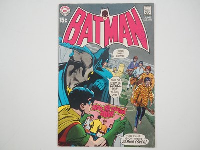 Lot 292 - BATMAN #222 (1970 - DC) - Neal Adams cover art...