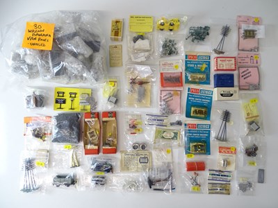 Lot 505 - A large group of mixed OO Gauge accessories by...