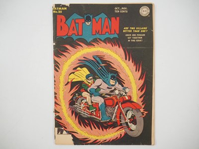 Lot 394 - BATMAN #25 (1944 - DC) - First time that two...