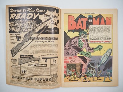 Lot 396 - BATMAN #20 (1943 - DC) - Iconic first cover...