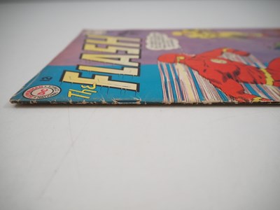 Lot 520 - FLASH #139 (1963 - DC) - The first appearance...