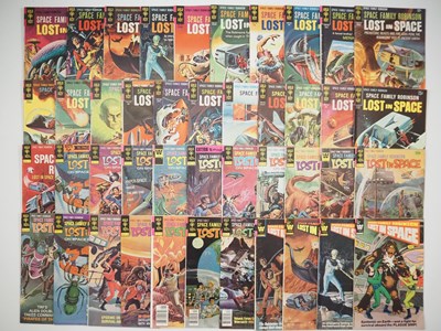 Lot 556 - SPACE FAMILY ROBINSON: LOST IN SPACE #15 to 34,...