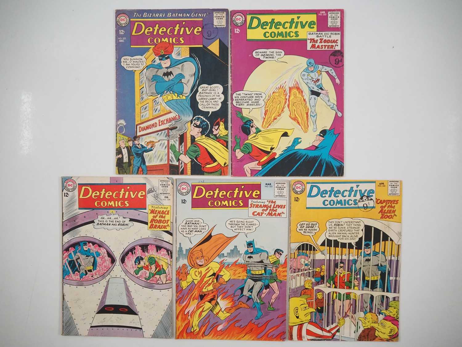 Lot 567 - DETECTIVE COMICS #322, 323, 324, 325, 326 (5...