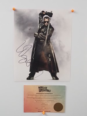 Lot 204 - WESLEY SNIPES - BLADE (1998) signed colour...