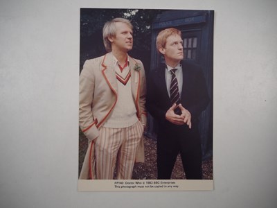 Lot 230 - A group of DOCTOR WHO autographs comprising...