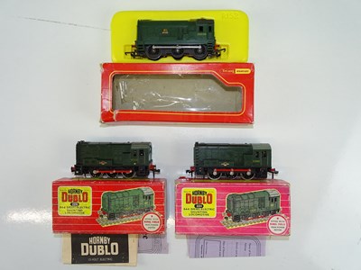 Lot 543 - A pair of HORNBY DUBLO 2231 2-rail diesel...