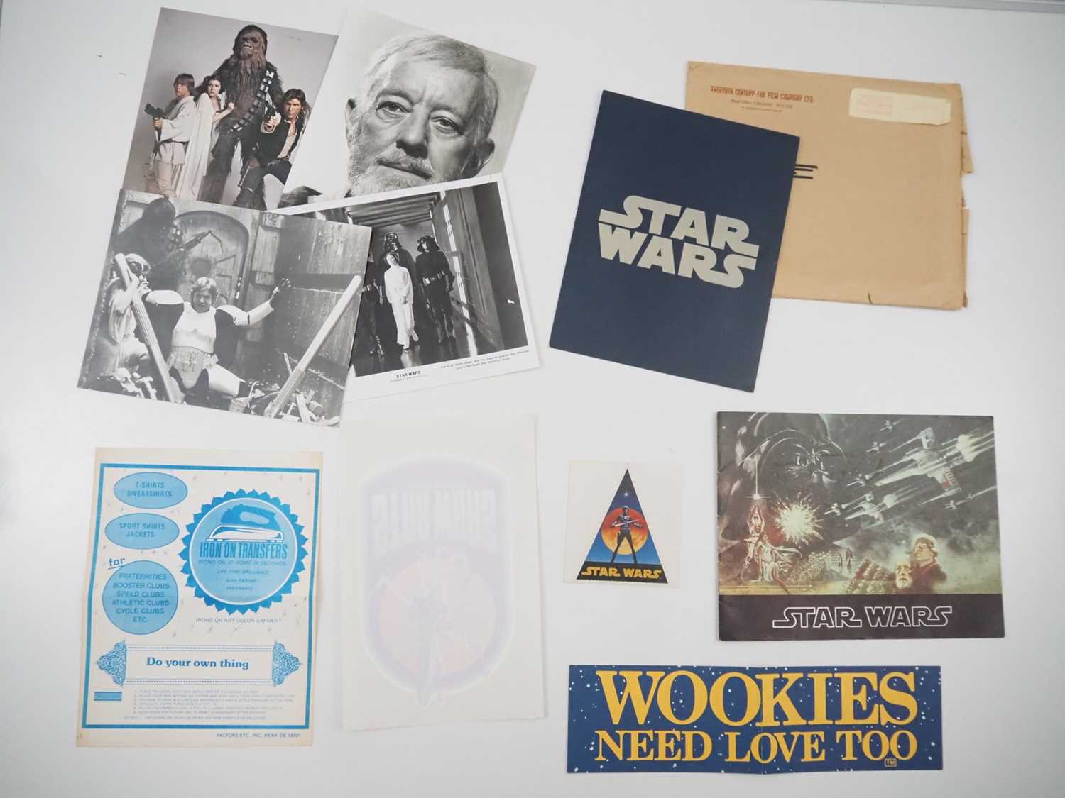 Lot 268 - STAR WARS - An original fan club pack as sent...