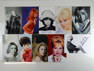 Lot 115 - VINTAGE FEMALE ACTORS - A group of signed...