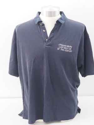 Lot 324 - A group of various crew clothing items...