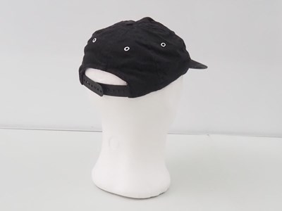 Lot 324 - A group of various crew clothing items...