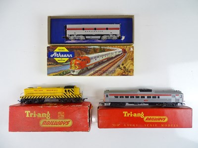 Lot 573 - A pair of TRI-ANG Trans-Continental OO Gauge...