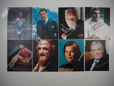 Lot 59 - A large quantity of mixed autographs to...