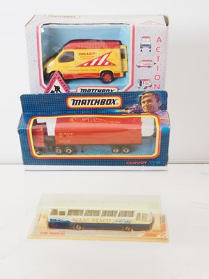 Lot 41 - A mixed group of boxed diecast vans, buses etc...