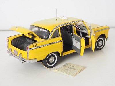Lot 66 - A FRANKLIN MINT 1:24 scale diecast model of a...