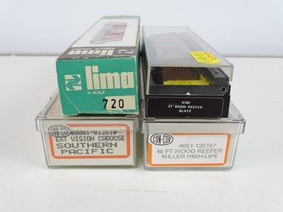 Lot 59 - A quantity of N Gauge American Outline freight...
