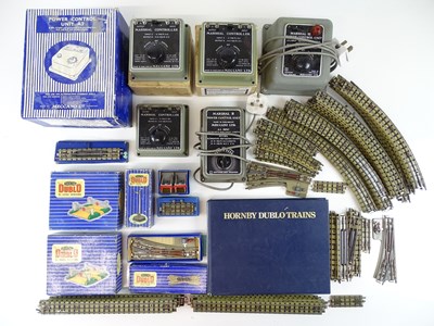 Lot 592 - A quantity of HORNBY DUBLO 3-rail track,...