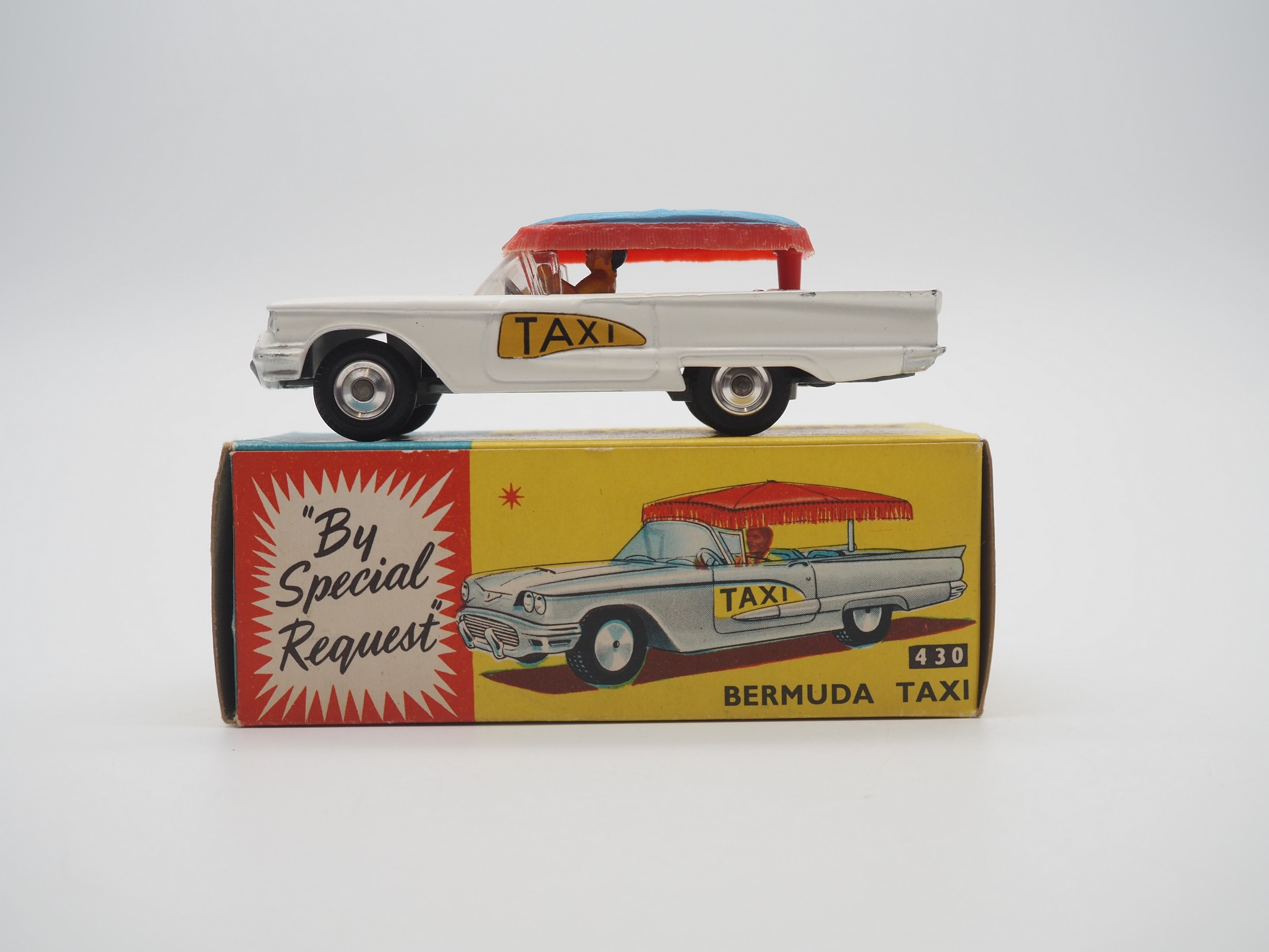 【SALE】 CORGI No.430 FORD BERMUDA TAXI Corgi No.430 Ford Thunderbird Bermuda Taxi