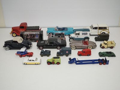 Lot 173 - A tray of unboxed diecast cars in various...