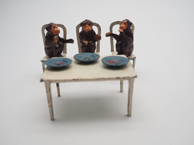 Lot 200 - A 1930s TAYLOR AND BARRETT 'Zoo Series'...