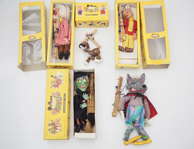 Lot 262 - A group of mixed PELHAM PUPPETS comprising SM...