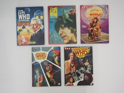Lot 278 - A group of Dr Who Annuals to include a copy of...