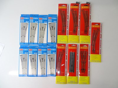 Lot 605 - A quantity of OO Gauge PECO Streamline and...