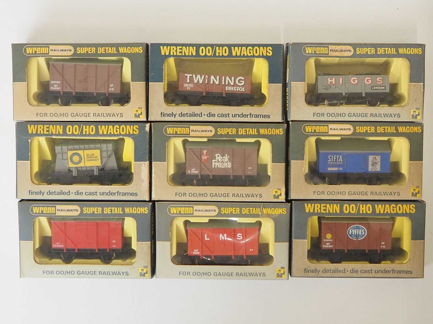 Lot 337 - A mixed group of WRENN OO gauge wagons of...