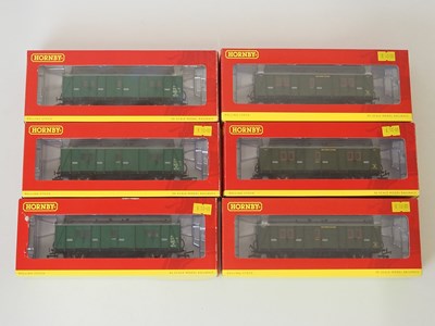 Lot 343 - A group of HORNBY OO gauge Maunsell passenger...