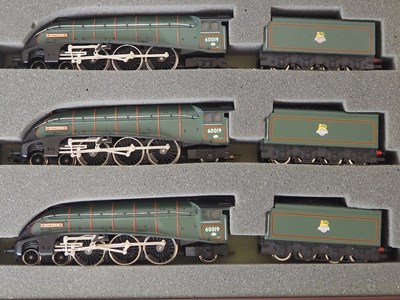 Lot 345 - A HORNBY OO gauge R204 'Bittern' cased triple...