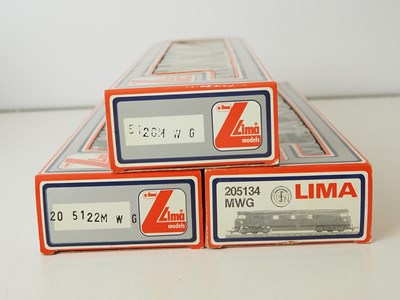 Lot 358 - A group of LIMA OO gauge Western Class diesel...