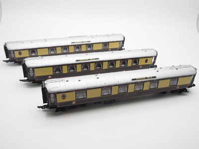 Lot 363 - A HORNBY OO gauge R4871 Brighton Belle 1967...