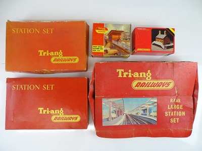 Lot 617 - A quantity of TRI-ANG/HORNBY OO Gauge station...