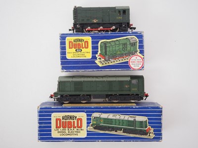 Lot 419 - A pair of HORNBY DUBLO OO gauge 3-rail diesel...