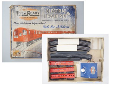 Lot 429 - An EVER READY OO Gauge battery operated...