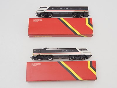 Lot 434 - A HORNBY Class 91 electric locomotive and...