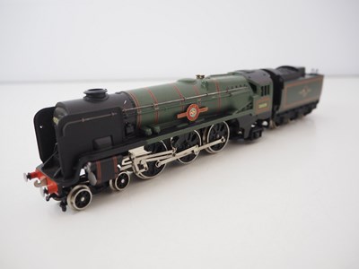 Lot 444 - A WRENN OO gauge W2238 Rebuilt Bulleid Pacific...