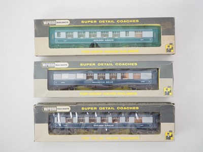 Lot 453 - A set of WRENN OO gauge Pullman cars in BR...