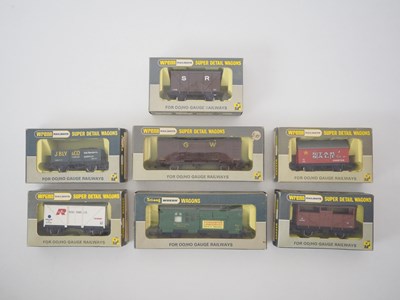 Lot 457 - A mixed group of WRENN OO gauge wagons of...