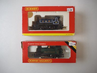 Lot 461 - A small group of OO gauge rolling stock by...