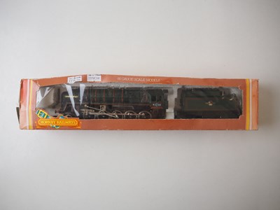 Lot 461 - A small group of OO gauge rolling stock by...