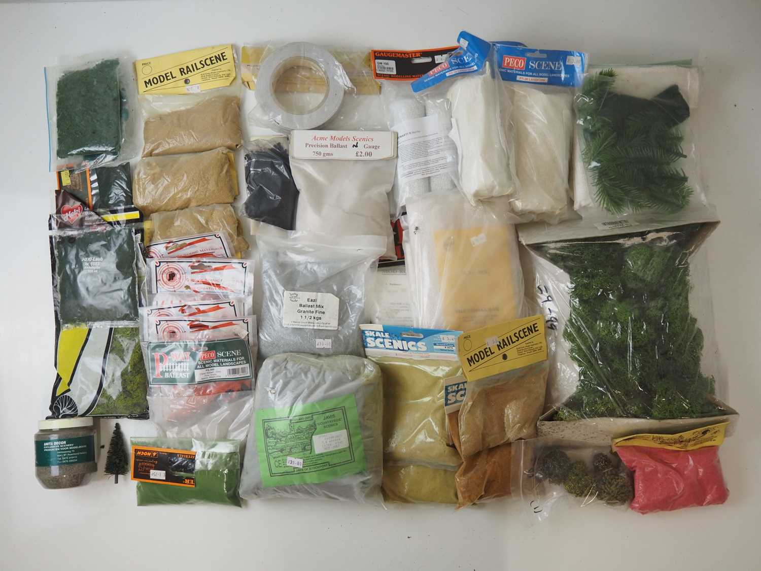 Lot 468 - A large tray of OO gauge scenic materials,...
