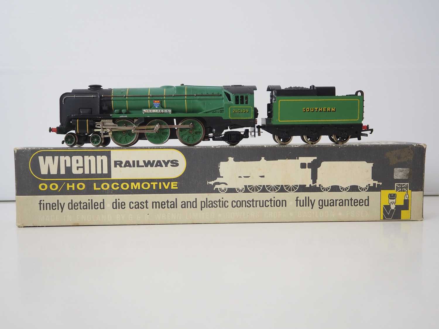 Lot 509 - A WRENN W2237 OO gauge rebuilt Bulleid Pacific...